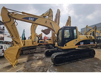 Гусеничный экскаватор CATERPILLAR 320C