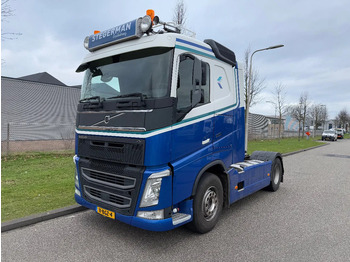 Тягач VOLVO FH 500