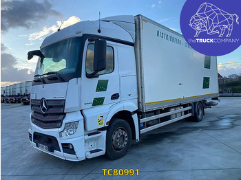 Грузовик с закрытым кузовом MERCEDES-BENZ Actros