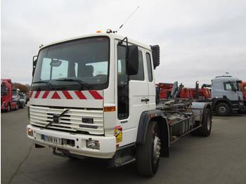 Крюковой мультилифт VOLVO FL6