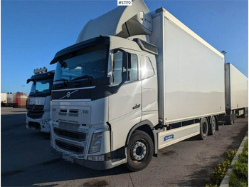 Грузовик с закрытым кузовом VOLVO FH