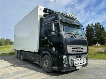 Грузовик с закрытым кузовом VOLVO FH16