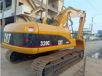 Гусеничный экскаватор CATERPILLAR 320CL