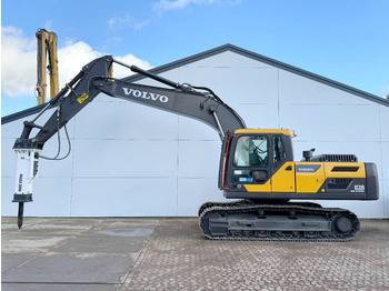 Гусеничный экскаватор VOLVO EC220D