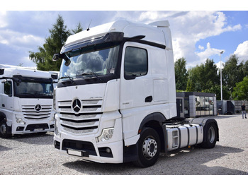 Тягач MERCEDES-BENZ Actros 1845