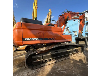 Гусеничный экскаватор DOOSAN DX300LC