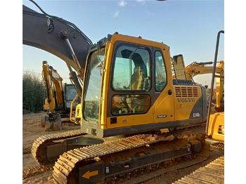 Гусеничный экскаватор VOLVO EC140