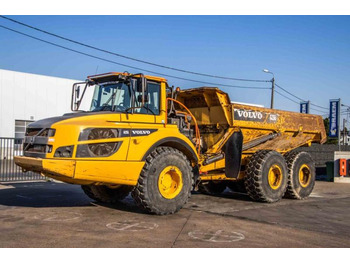 Карьерный самосвал VOLVO A25G