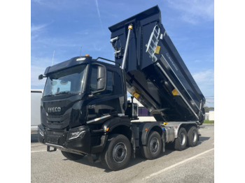 Самосвал IVECO T-WAY