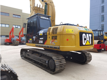 Гусеничный экскаватор CATERPILLAR 320D