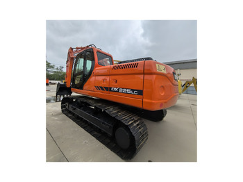 Гусеничный экскаватор DOOSAN DX225LC