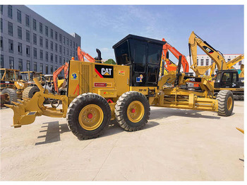 Грейдер CATERPILLAR 140K