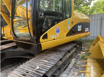 Гусеничный экскаватор CATERPILLAR 320CL