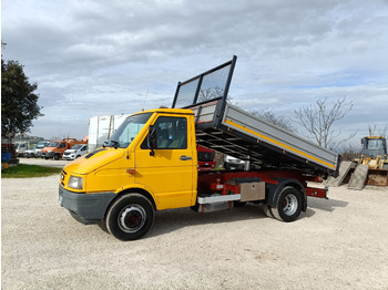 Самосвал IVECO Daily