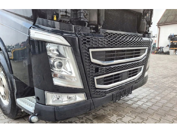 Бампер для Грузовиков Volvo XENON ATRAPA GRILL FH 4 FH 16 EURO 6   Volvo XENON ATRAPA GRILL ZDERZAK VOLVO FH 4 FH 16 EURO 6: фото 3