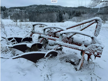 : фото в шапке страницы