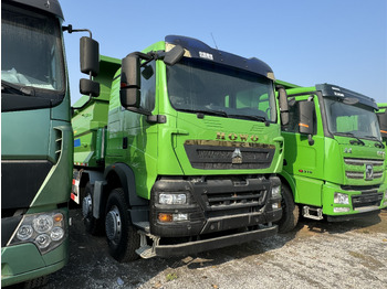 Самосвал SINOTRUK HOWO