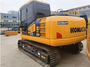 Гусеничный экскаватор KOMATSU PC130