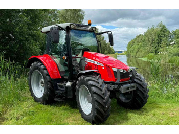 Трактор MASSEY FERGUSON 5710