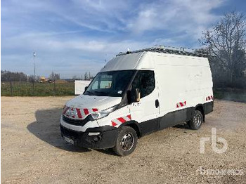 Цельнометаллический фургон IVECO Daily