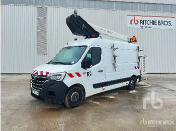 Грузовик с подъемником RENAULT Master