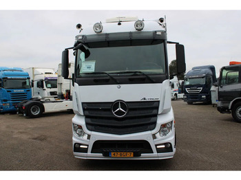 Грузовик с закрытым кузовом Mercedes-Benz Actros 1927 + EURO 6 + LIFT: фото 2