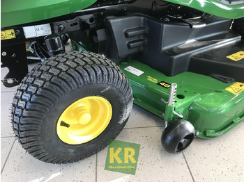 Газонокосилка JOHN DEERE