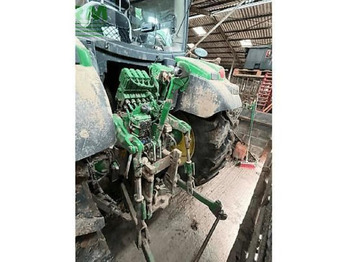 Трактор John Deere 6135r: фото 3