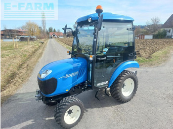 Трактор NEW HOLLAND Boomer