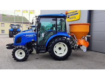 Трактор NEW HOLLAND Boomer