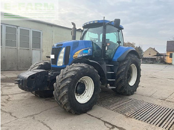 Трактор NEW HOLLAND T8040