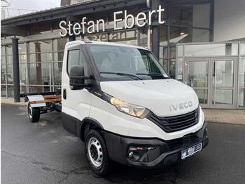 Грузовик-шасси IVECO Daily 35s14