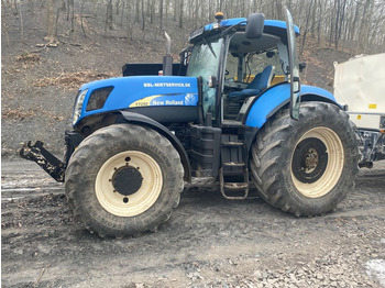 Трактор NEW HOLLAND T7050