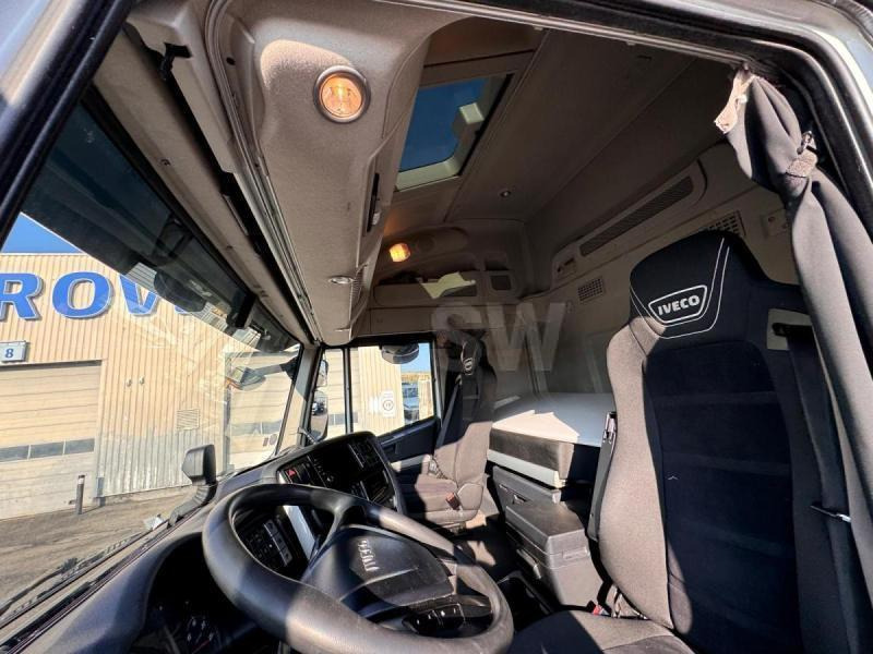 Тягач Iveco STRALIS 460 MIX LNG/CNG: фото 9