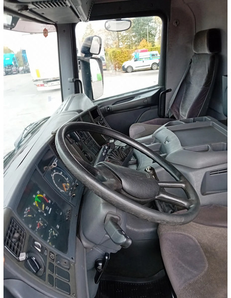 Тентованный грузовик Scania 94.220 D - manual gearbox - top condition: фото 12