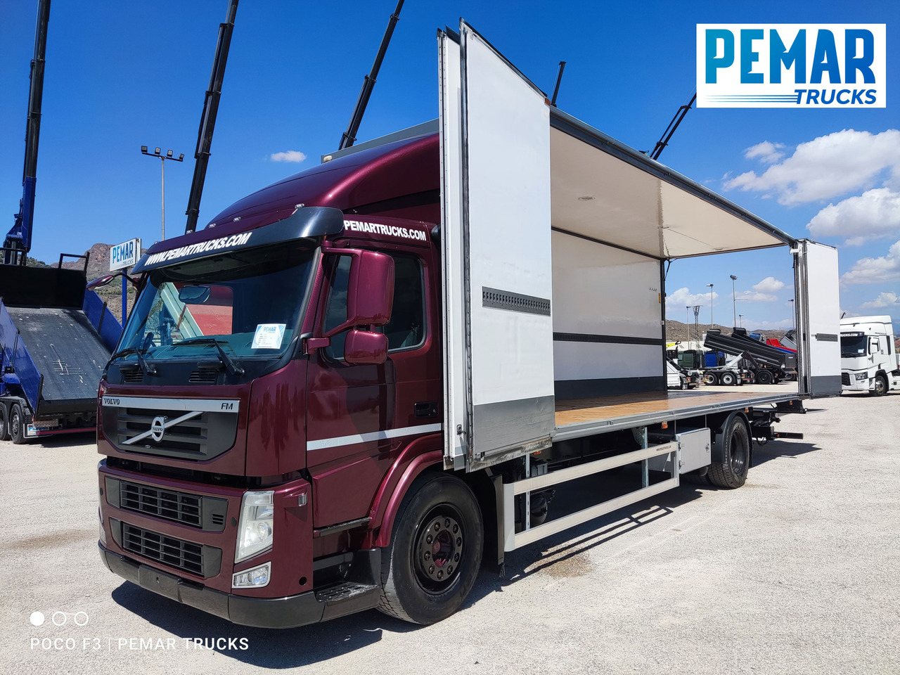 Грузовик с закрытым кузовом VOLVO FM 330 FURGON CERRADO 18T EURO 5: фото 14