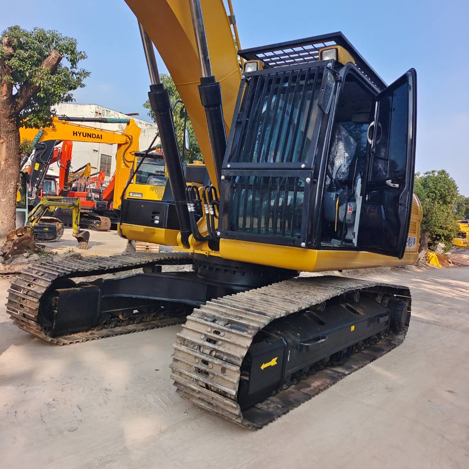 Гусеничный экскаватор CAT 330D2L: фото 16