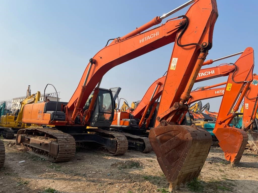 Гусеничный экскаватор Hitachi ZX 270: фото 1
