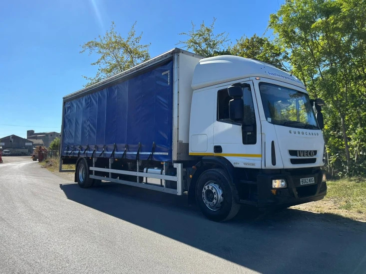 Тентованный грузовик Iveco Eurocargo Curtainsider 180E: фото 24