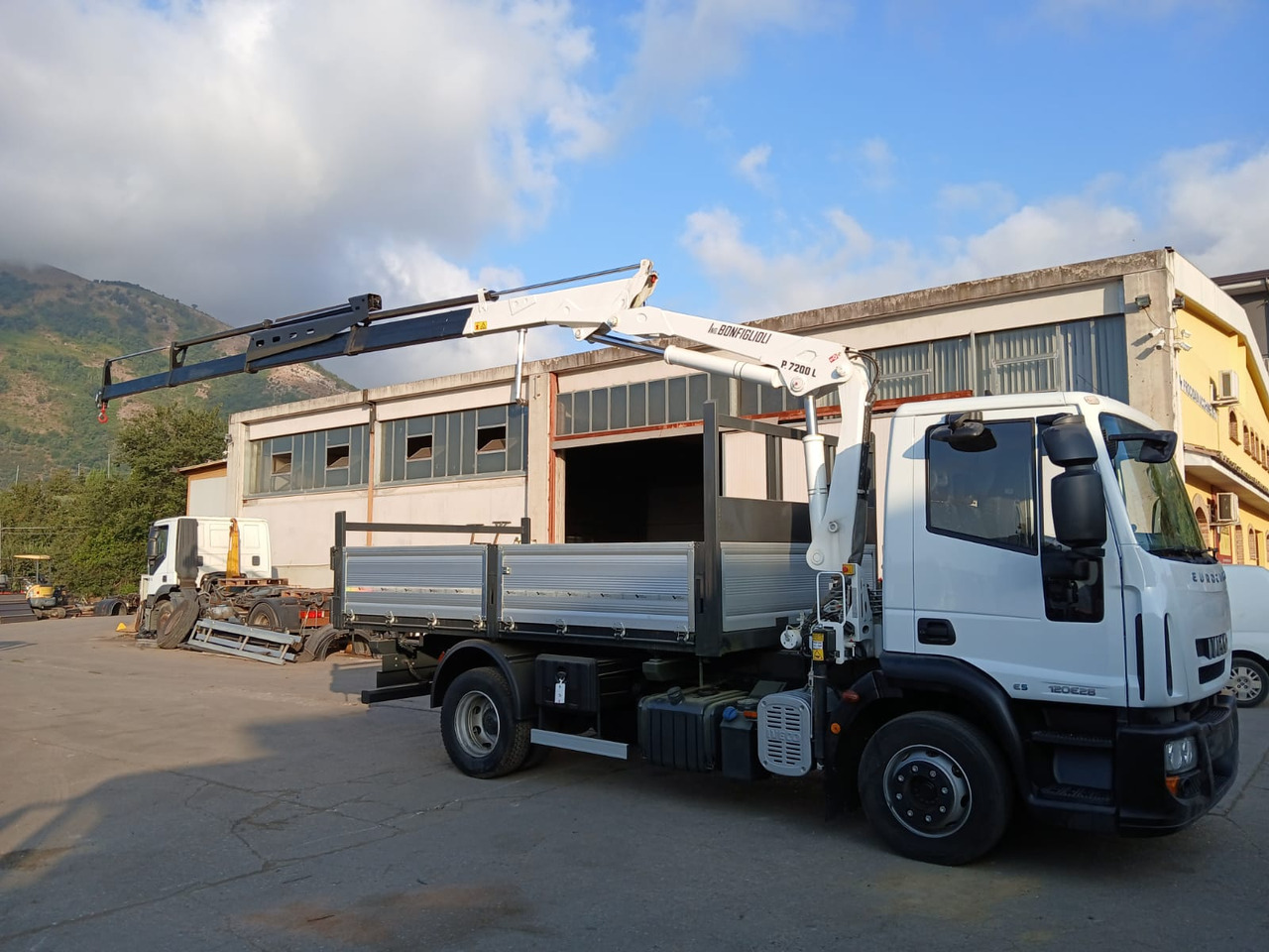 Автоманипулятор IVECO EUROCARGO 120E28P: фото 26