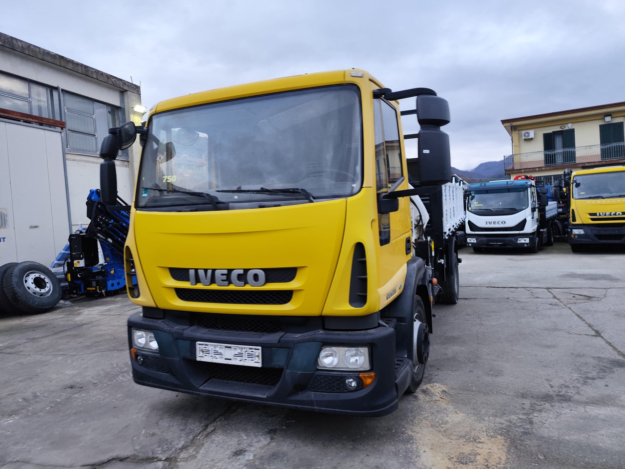 Автоманипулятор IVECO EUROCARGO 120E28P: фото 47