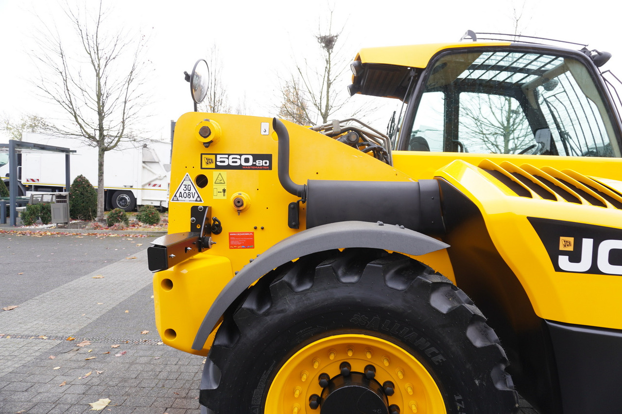 Телескопический фронтальный погрузчик JCB 560-80 / 6 ton lifting capacity / power 146 HP: фото 25