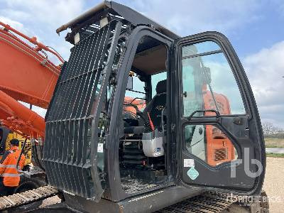 Гусеничный экскаватор HITACHI ZX225USLC-6 Pelle Sur Chenilles: фото 11