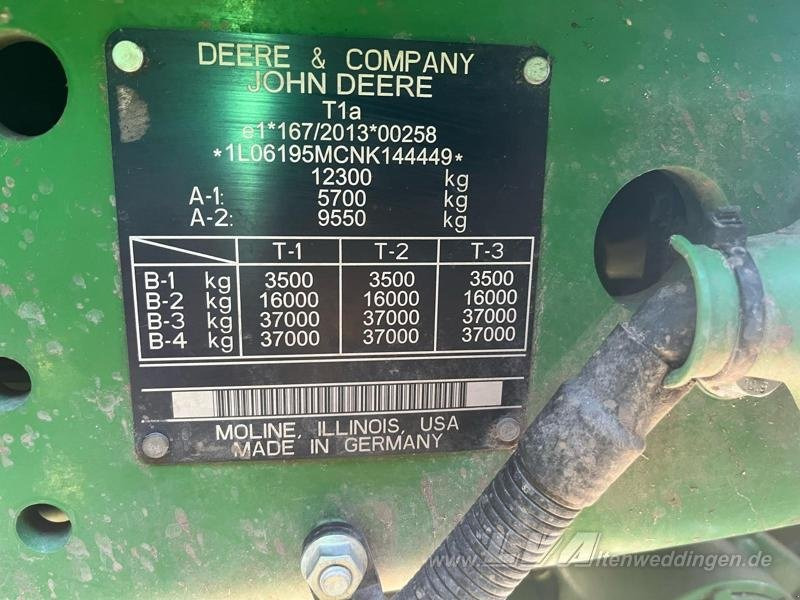 Трактор John Deere 6195M: фото 10