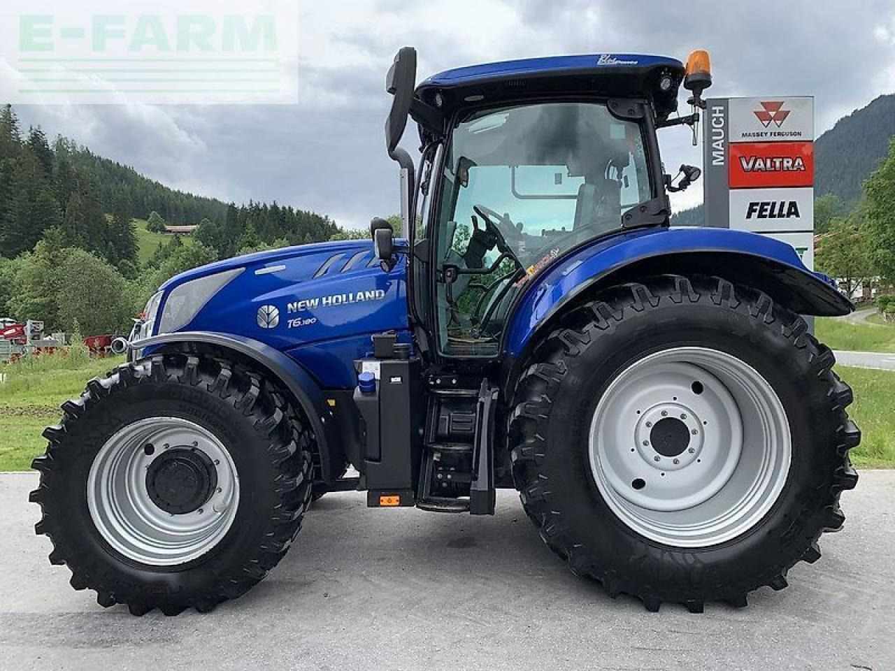 Трактор New Holland t6.180 dc: фото 7