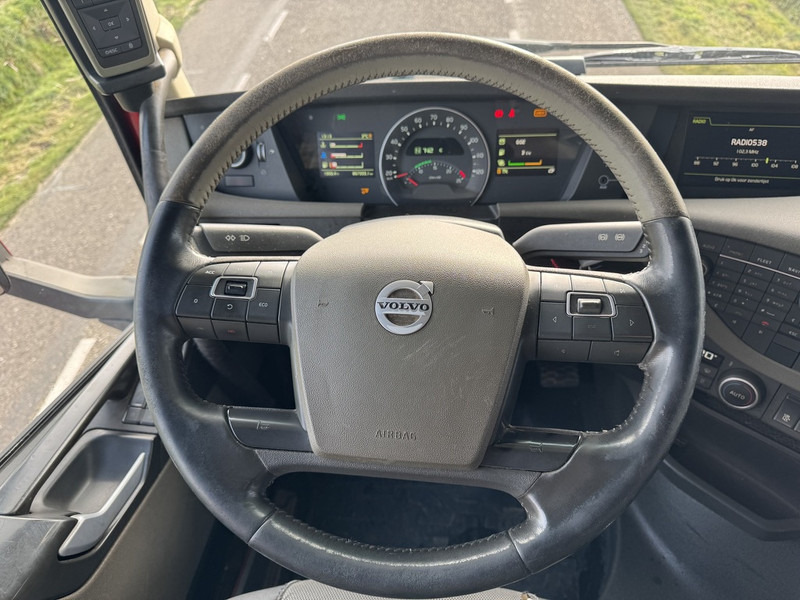 Тягач Volvo FH 460: фото 19
