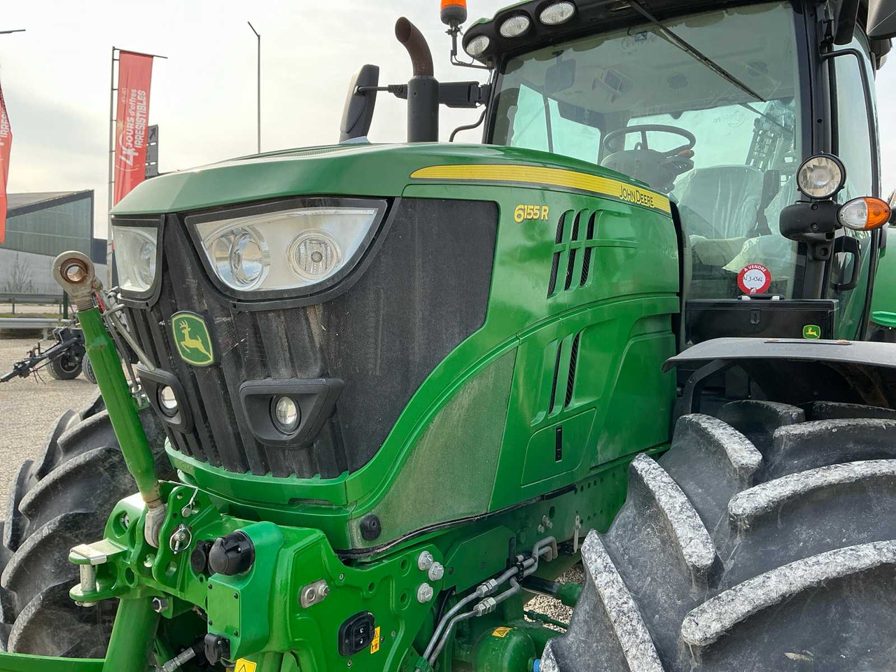 Трактор John Deere 6155R: фото 19