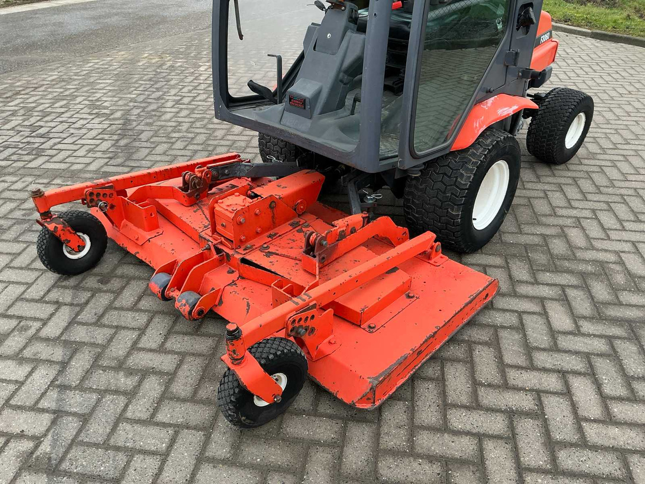 Газонокосилка Kubota F3060: фото 27